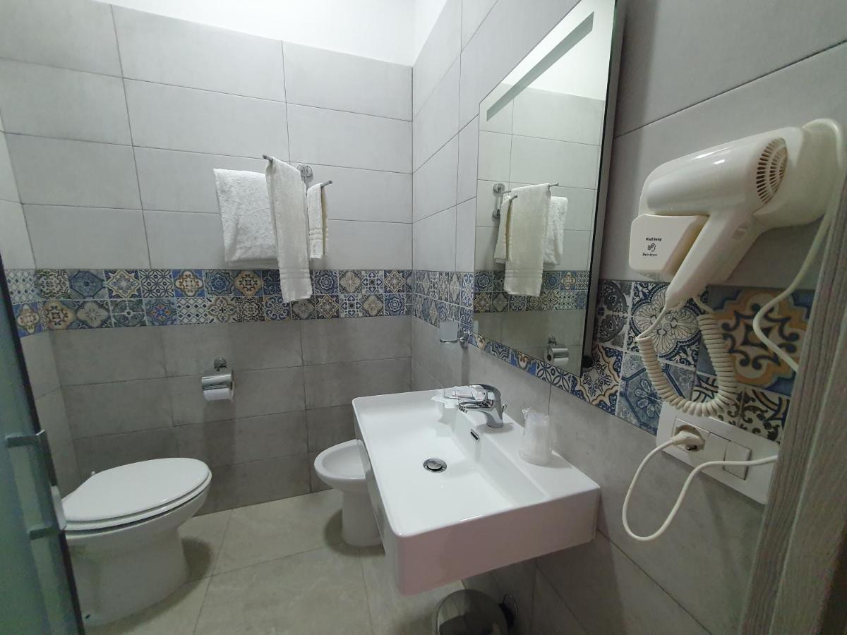 Nazionale Dream 2 Hotel Napoli Bagian luar foto