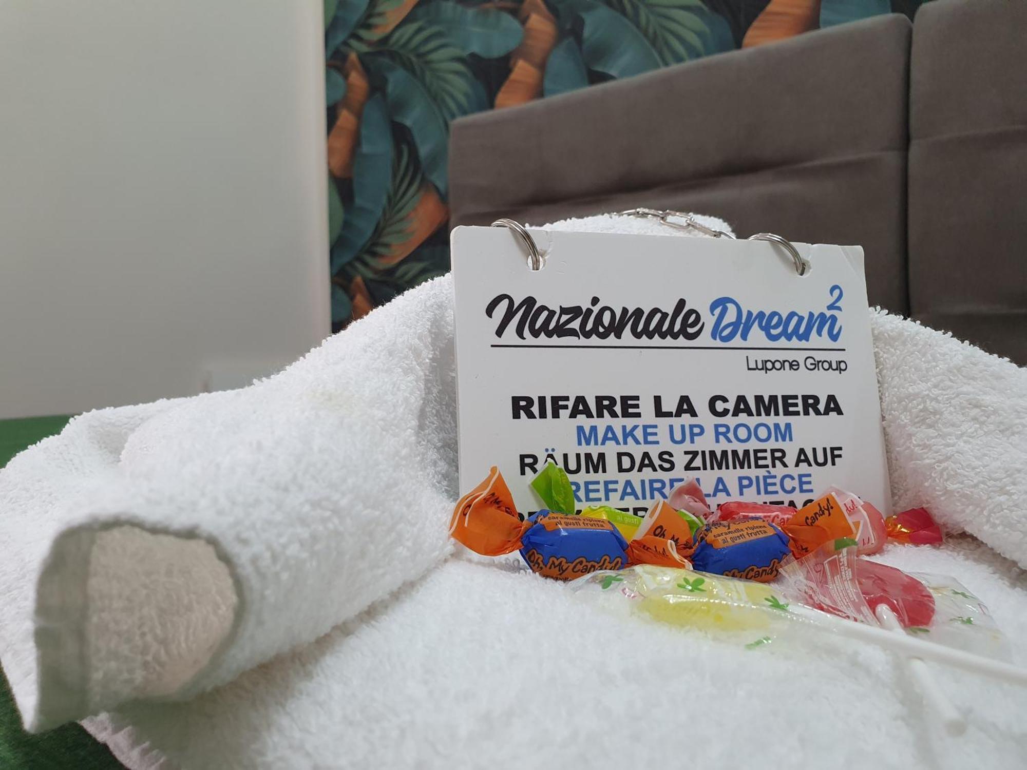 Nazionale Dream 2 Hotel Napoli Bagian luar foto