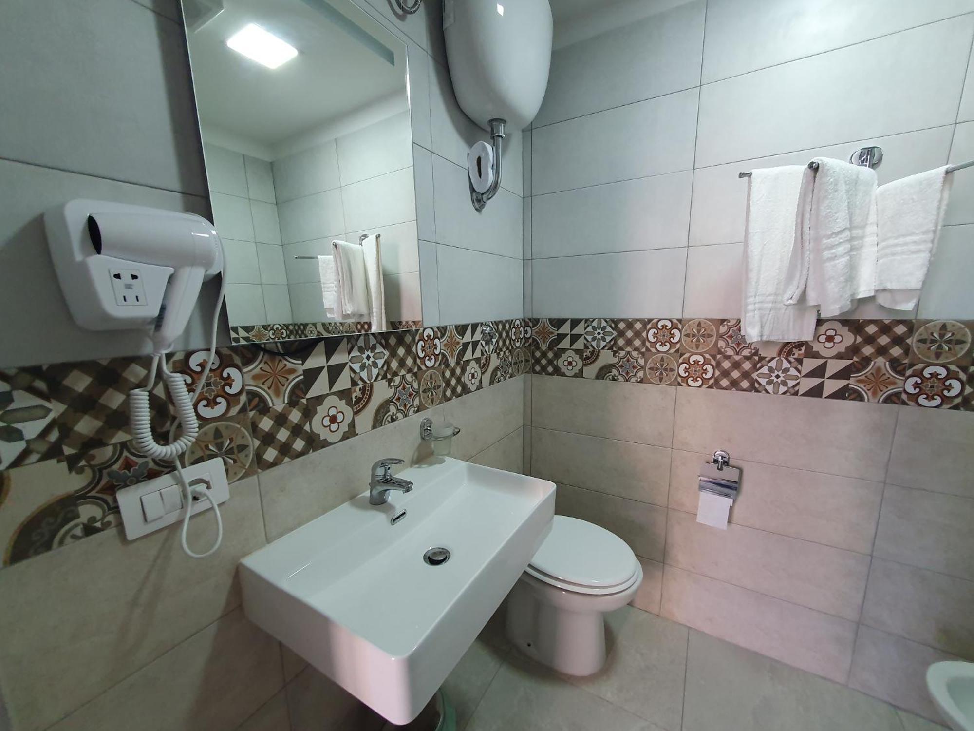 Nazionale Dream 2 Hotel Napoli Bagian luar foto